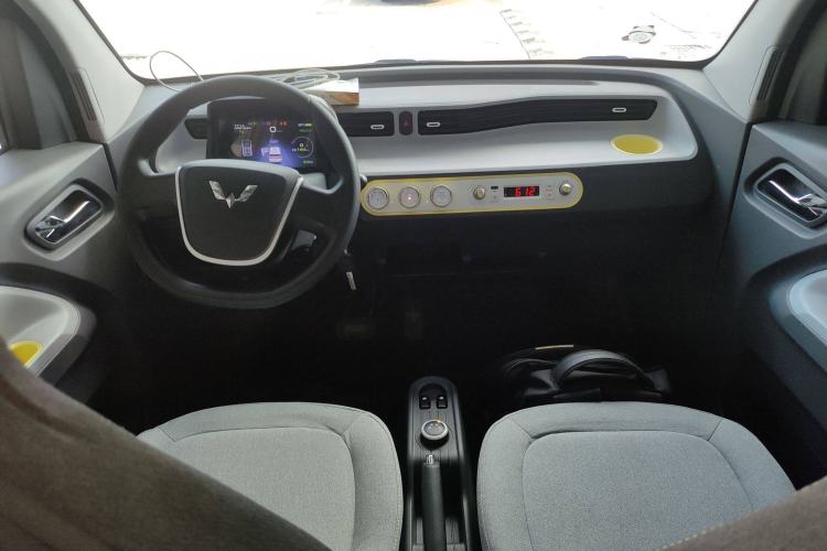 Used Wuling Hongguang MINIEV 2021 Macaron Premium Model – Lithium-NMC
