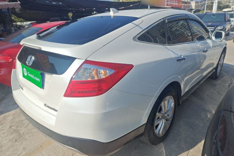 Used Honda Crosstour 2014 2.4L Luxury Edition
