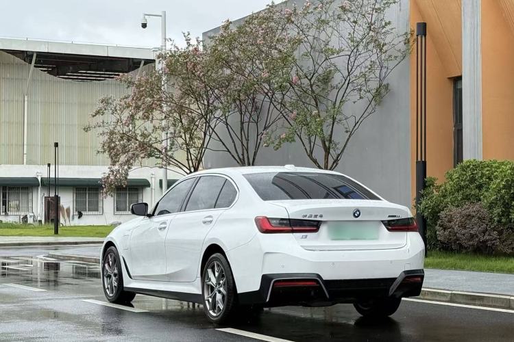 Used BMW i3 2022 eDrive 35 L
