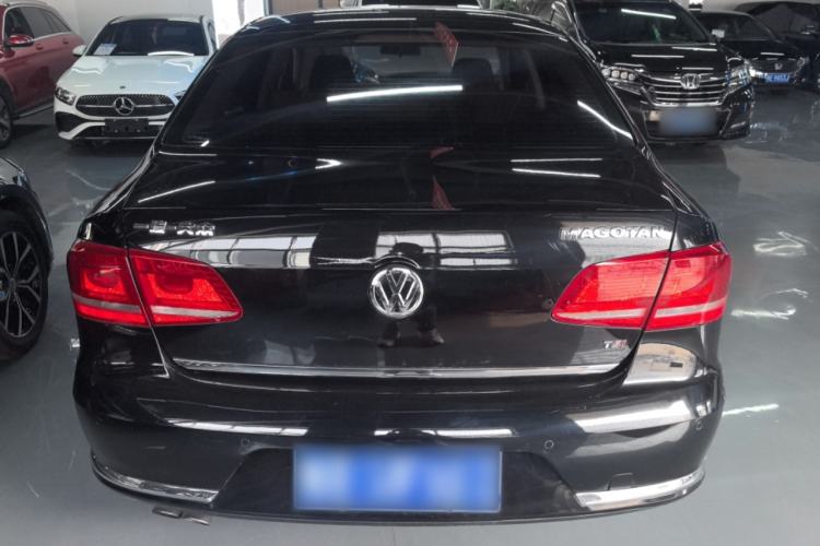 Used Volkswagen Magotan 2015 Facelift 1.8TSI Luxury Model