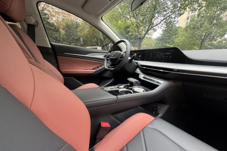 Used Changan Eado 2024 PLUS Blue Whale NE 1.4T GDI DCT High-Energy Edition
