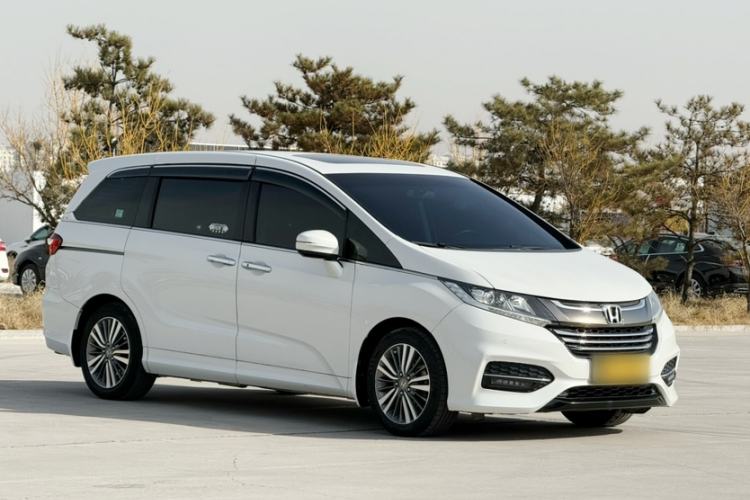 Used Honda Odyssey 2018 2.4L Luxury Edition

