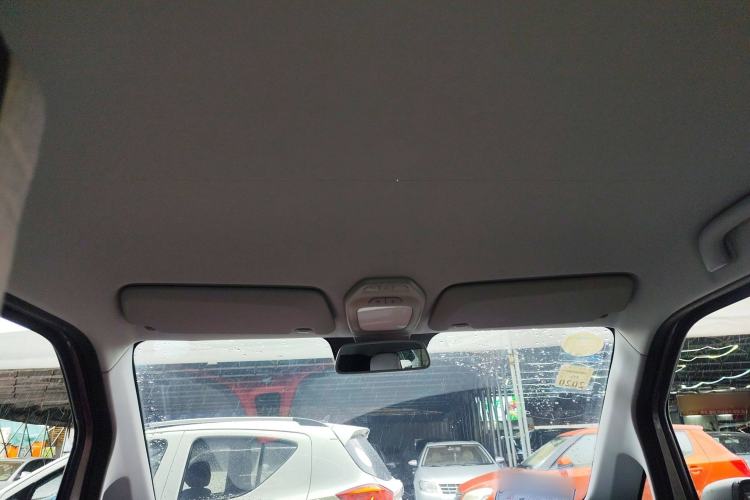 Used Baojun E200 2018 Smart Enjoy Edition
