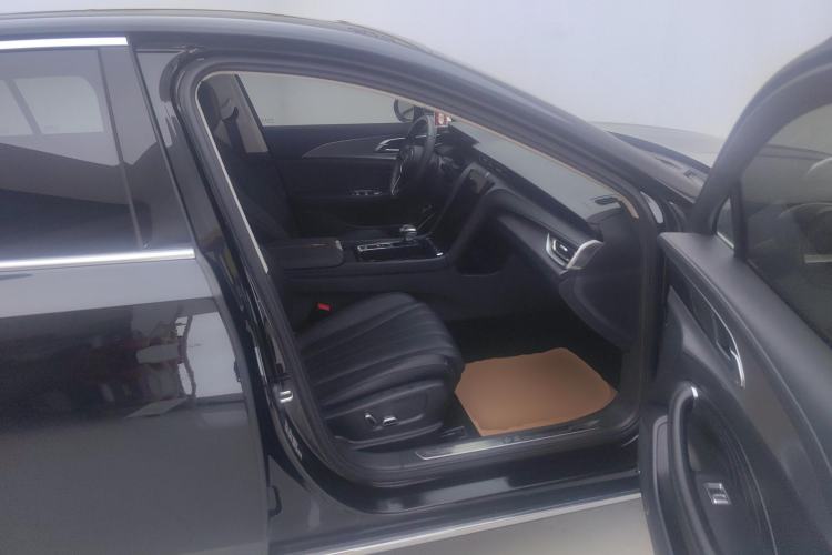 Used Hongqi H5 2024 2.0T Automatic Smart Connect Flagship Edition
