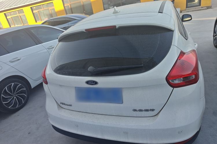 Used Ford Focus 2017 Hatchback 1.6L Automatic Fashion Edition Smart Drive Version
