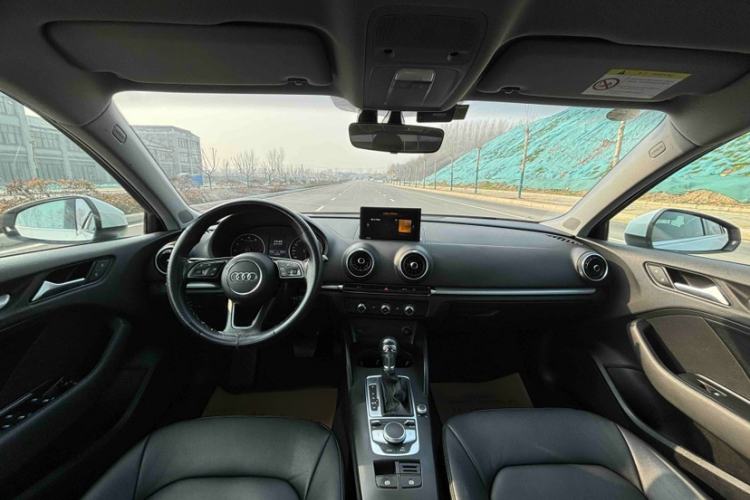 Used Audi A3 2018 30th Anniversary Edition Sportback 35 TFSI Ambition Model
