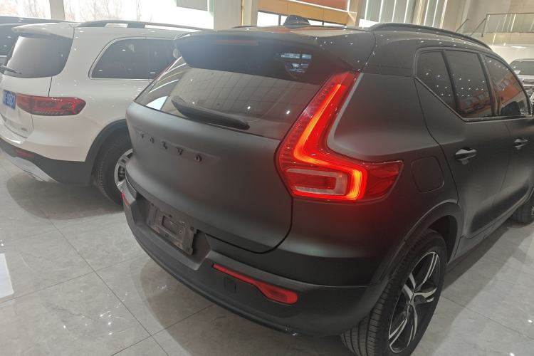 Used Volvo XC40 2021 T4 Four-Wheel Drive Smart & Sporty Edition
