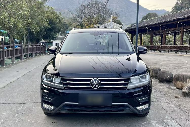 Used Volkswagen Tiguan L 2021 330TSI Automatic Two-Wheel Drive Smart Edition
