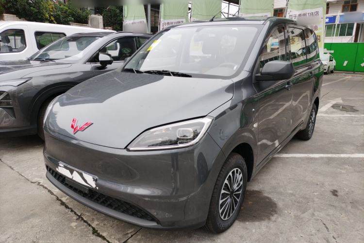 Used Wuling Hongguang New Energy 2024 All-Electric Model 300KM Standard Version
