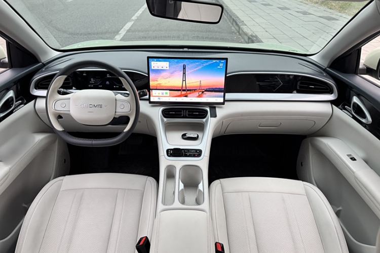 Used  Geome 2025 UP 410km Exploration Edition
