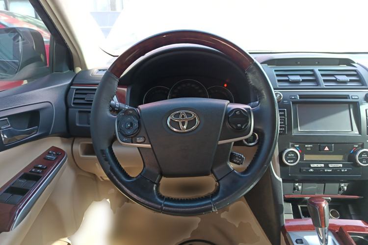 Used Toyota Camry 2012 2.5G Luxury Edition
