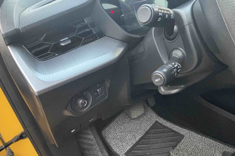 Used MG 5 2021 180 DVVT CVT Youth Luxury Edition
