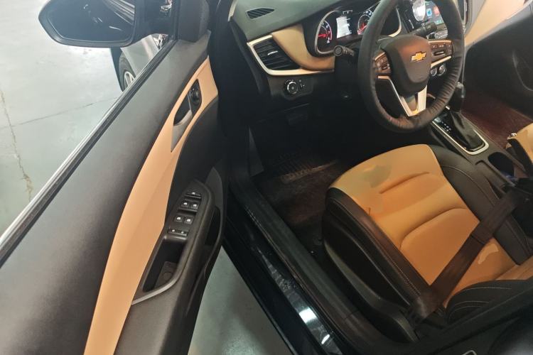 Used Chevrolet Monza 2022 320 Automatic Enjoyment Sunroof Version
