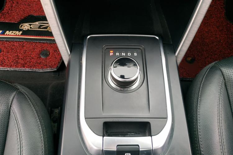 Used Land Rover Discovery Sport 2018 240 PS SE Version