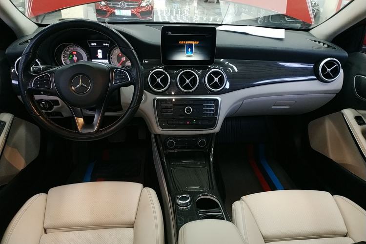 Used Mercedes-Benz GLA 2016 GLA 200 Fashion Model
