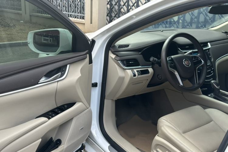 Used Cadillac XTS 2014 28T Comfort Version