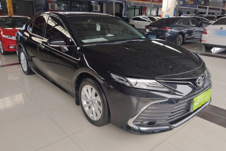 Used Toyota Camry 2021 2.0G Luxury Edition
