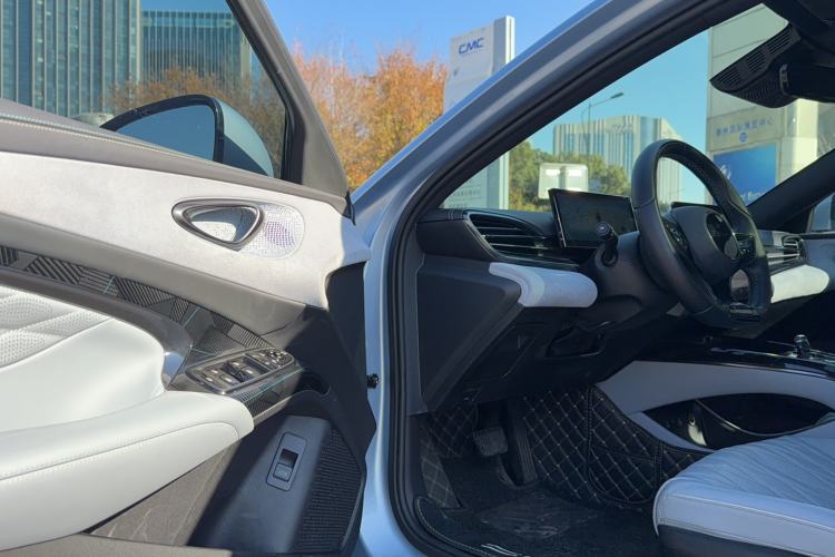 Used BYD Seal 2022 550 km Standard Range Rear-Wheel Drive Elite Version
