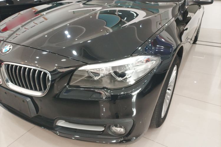 Used BMW 5 Series 2014 525Li Leading Model
