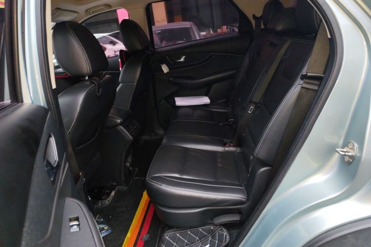 Used Dongfeng Fengon S560 2018 1.8L Manual Luxury 7-Seater
