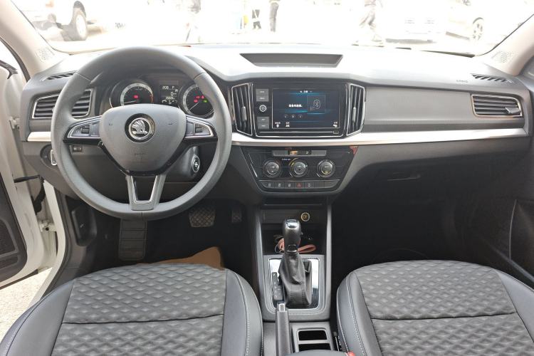 Used Skoda Kamiq 2018 1.5L Automatic Comfort Edition China VI Standard
