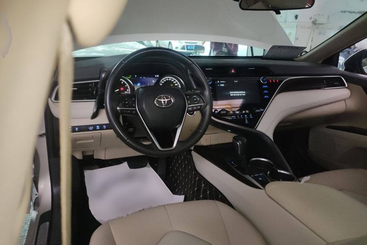 Used Toyota Camry 2019 Revised Version 2.5G Luxury Edition
