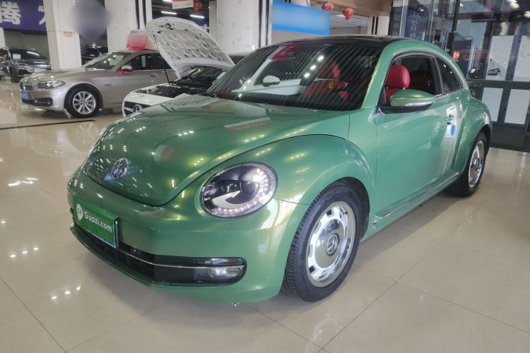 Used Volkswagen Beetle 2015 180TSI model
