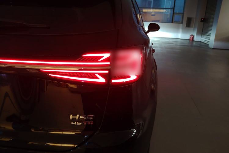 Used Hongqi HS5 2023 2.0T Qixiang Pro Edition
