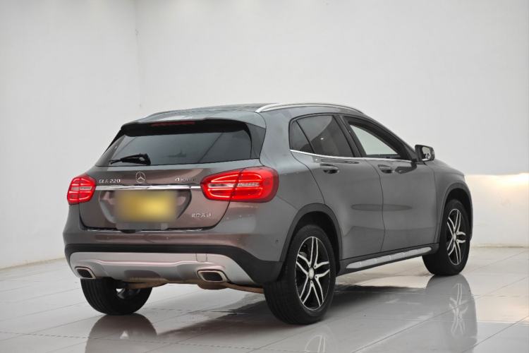 Used Mercedes-Benz GLA 2016 GLA 220 4MATIC Fashion Edition
