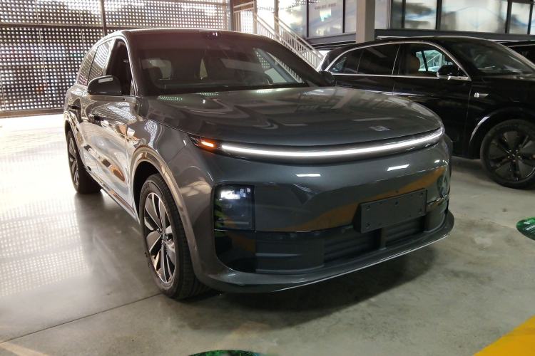 Used Li Auto L6 2025 Pro Smart Refresh Edition
