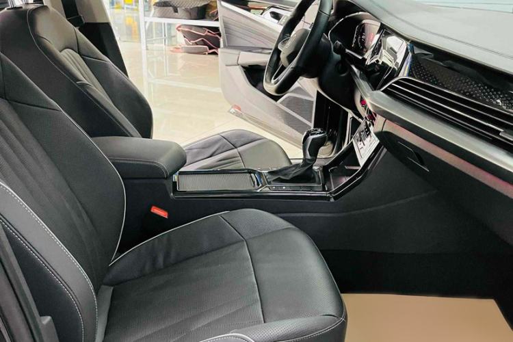 Used Volkswagen Passat 2022 330TSI Starry Luxury Edition