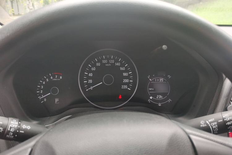 Used Honda Vezel 2016 1.8L CVT Front-Wheel Drive Pioneer Edition
