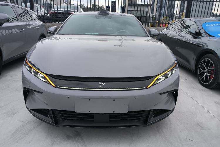 Used BYD Han 2025 EV with 701 km of Laser Radar-Enabled Intelligent Driving