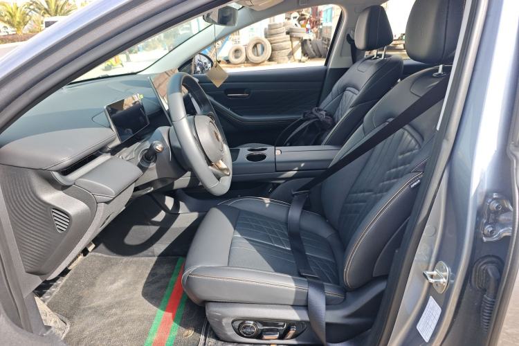 Used Baojun Enjoy 2025 Plug-in Hybrid 140km Luxury Edition