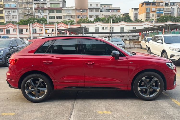 Used Audi Q3 2021 35 TFSI Fashion Dynamic Model