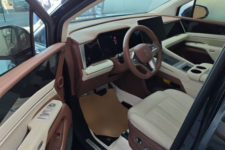 Used BYD Xia 2025 DM-i 1.5T 180km Beyond Edition
