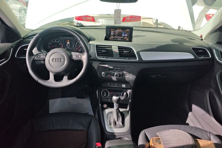 Used Audi Q3 2018 30th Anniversary Edition 30 TFSI Fashion Model
