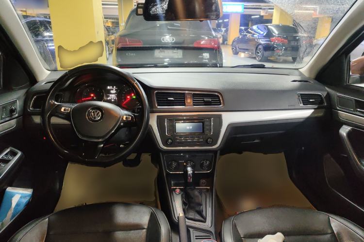 Used Volkswagen Gran Lavida 2017 180TSI DSG Comfort Edition
