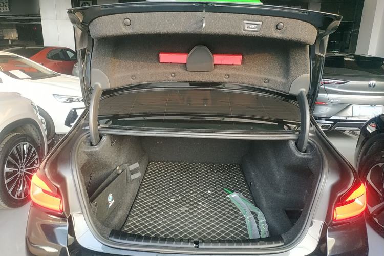 Used BMW 5 Series 2022 Second Facelift 525i M Sport Package
