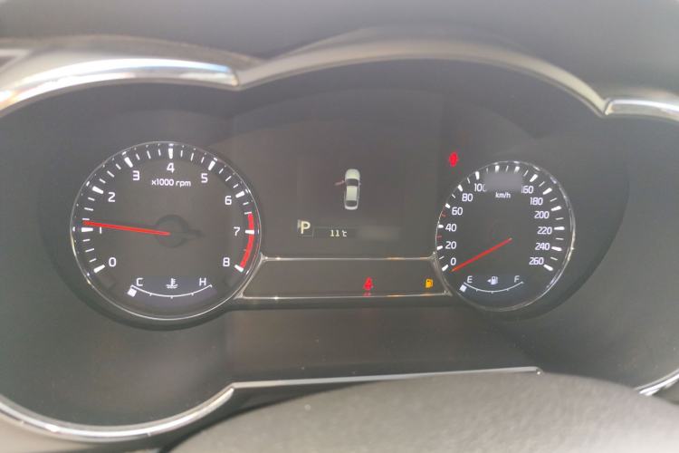 Used Kia K5 2015 2.0L Automatic LUX
