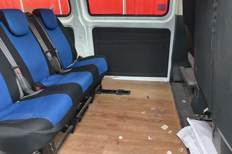 Used Ford Transit 2017 2.0T Gasoline Automatic Multi-Function Commercial Vehicle Mid-Drive Mid-Roof China V-standard
