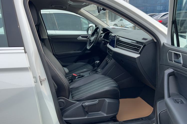 Used Volkswagen Tiguan L 2023 330TSI Automatic Two-Wheel Drive Comfort Edition
