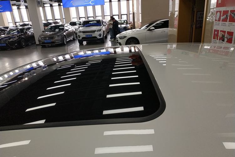 Used Toyota IZOA 2020 2.0L Yichi Version
