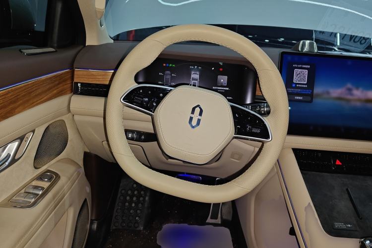 Used Hima AITO M7 2024 1.5T Rear-Drive Plus Version 6 Seats
