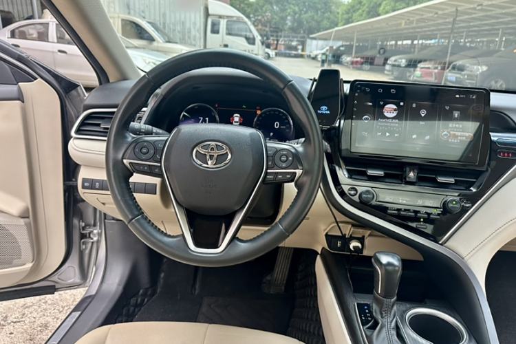 Used Toyota Camry 2021 Dual-Motor 2.5HG Luxury Edition
