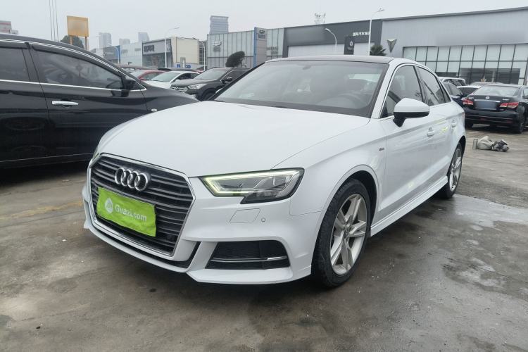 Used Audi A3 2019 Limousine 35 TFSI Fashion Edition China VI Emission Standard