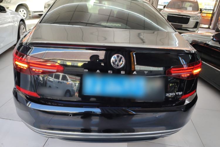 Used Volkswagen Passat 2019 330TSI Elite Edition China VI
