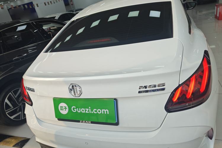 Used MG 5 2023 180 DVVT CVT Luxury Edition
