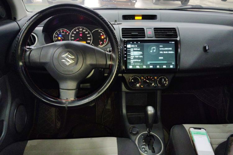 Used Suzuki Swift 2014 1.5L Automatic Fashion Edition
