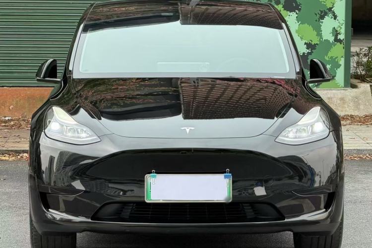 Used Tesla Model Y 2023 Rear-Wheel-Drive Version